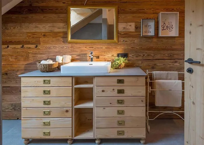 Roagat Hus Apartment *